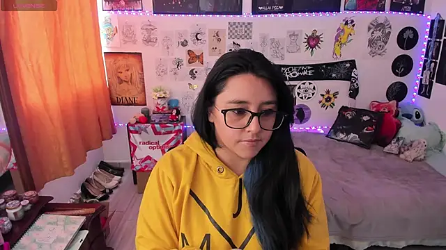 Cherry blush  online show from 04/17/26, 09:07