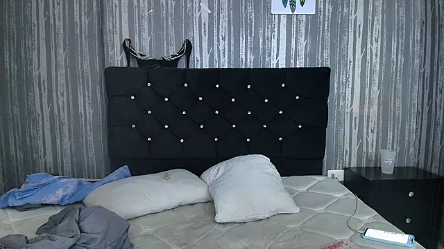 Alicee Moonn online show from 11/26/25, 08:43