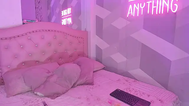 BiancaShermann online show from 02/03/26, 08:47