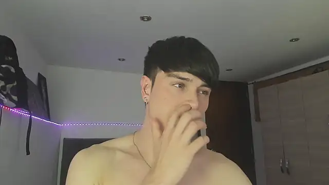 stevve 14 online show from 10/21/25, 01:50