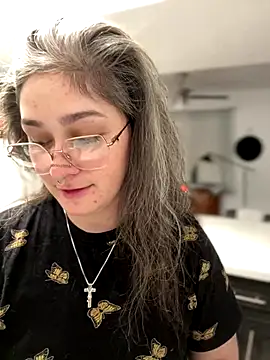 Alix Valentine online show from 12/17/25, 05:19