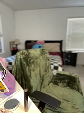 Snapshot of Alix_Valentine chatting on 02/19/26, 03:52 Alix Valentine online show from 02/19/26, 03:52