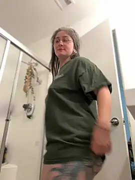 Alix Valentine online show from 03/27/26, 04:51