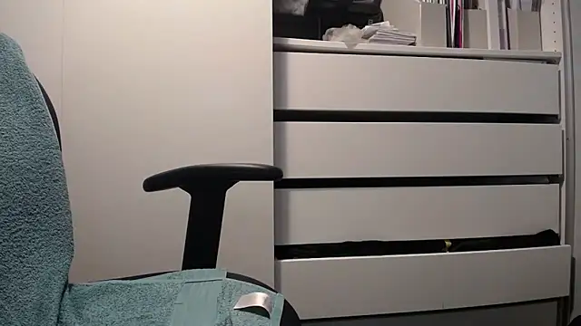 Colbaker6969 online show from 12/19/25, 01:18