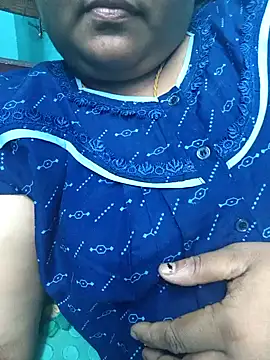 Villageanuty online show from 01/19/26, 03:32