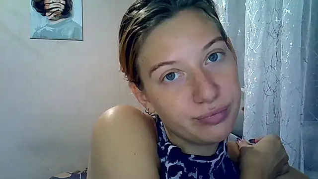 Lily Ember online show from 09/29/25, 07:40