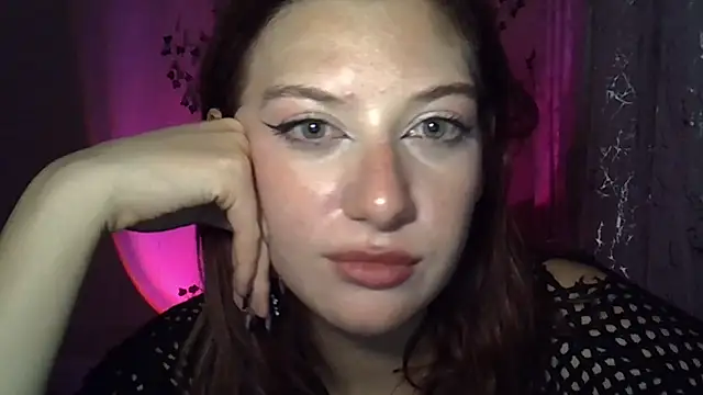 Lily Ember online show from 10/24/25, 10:50