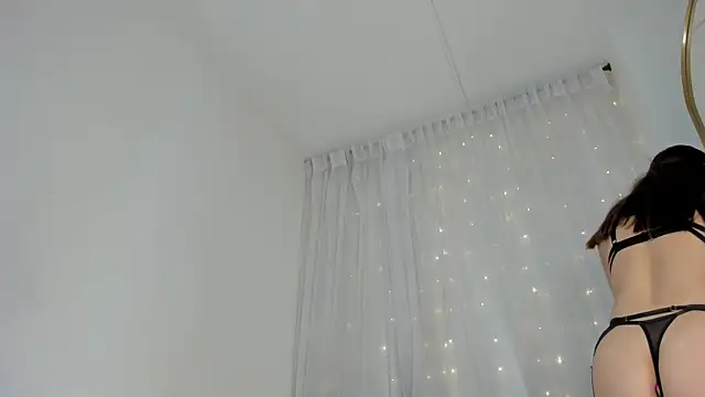 kyany  online show from 09/18/25, 11:23