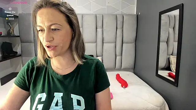 Snapshot of Charlot_milf chatting on 03/11/26, 12:11 Charlot milf online show from 03/11/26, 12:11