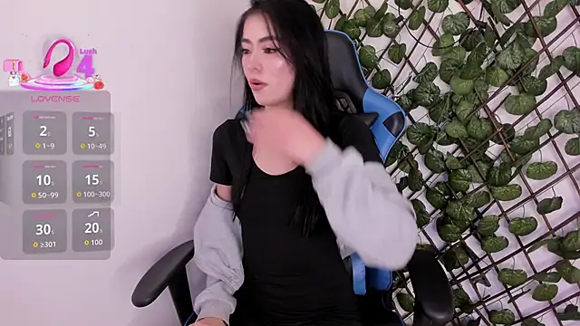 Anya Belth online show from 10/13/25, 06:52