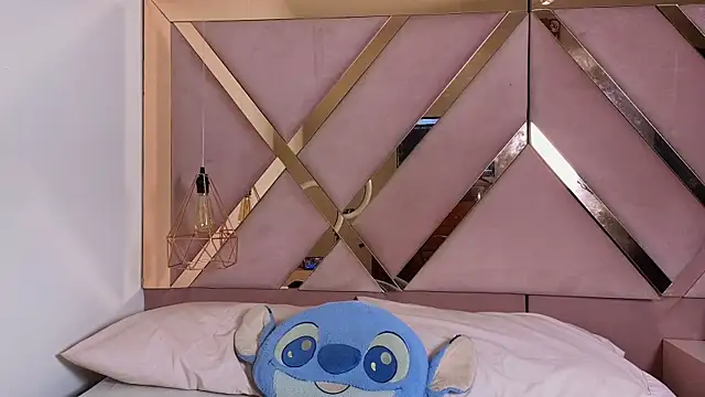 Sthephany grand online show from 10/03/25, 03:53