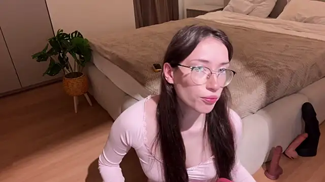 Kelly Berry   online show from 10/16/25, 11:44