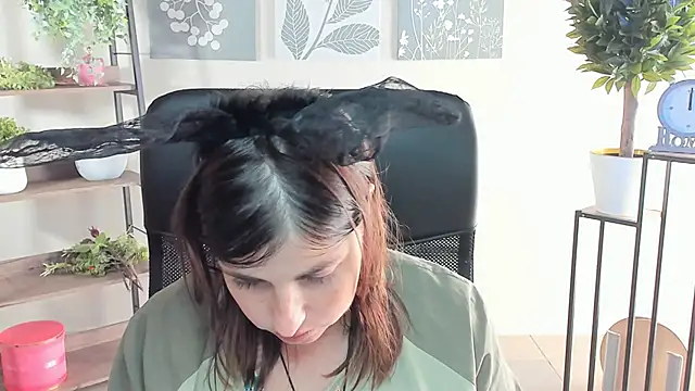 MartaEdams online show from 09/25/25, 06:06