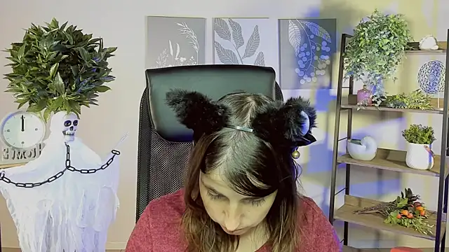 MartaEdams online show from 10/24/25, 06:10