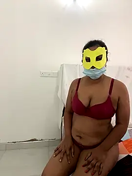 Snapshot of venom-172 chatting on 12/16/25, 04:50 venom-172 online show from 12/16/25, 04:50