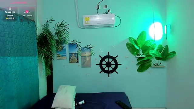 eladyrous98 online show from 11/03/25, 02:29