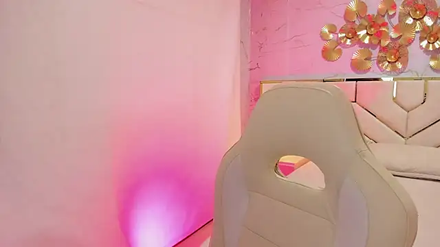 Zharyt 18 online show from 11/05/25, 02:44