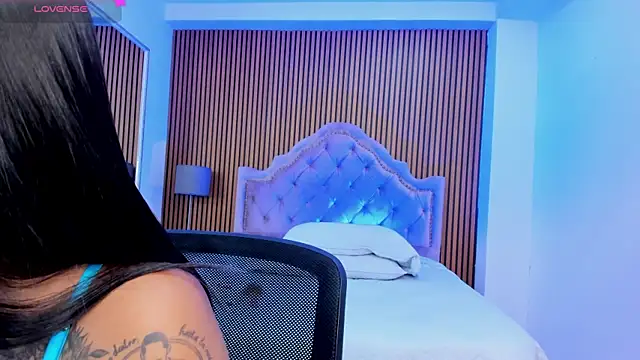 SelenaStonne online show from 11/14/25, 08:29