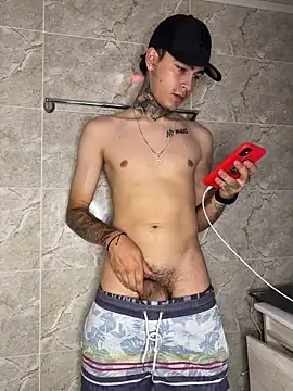 samm4044 online show from 10/23/25, 03:06