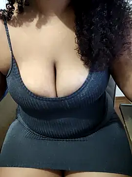 jadeamourim   online show from 02/10/26, 12:26