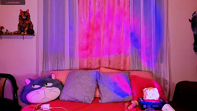 Rosie Good girl online show from 09/15/25, 01:05