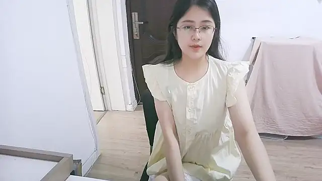 Snapshot of 98bunny chatting on 07/07/26, 02:36 98bunny online show from 07/07/26, 02:36