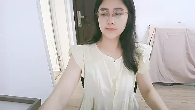 Snapshot of 98bunny chatting on 07/20/26, 02:15 98bunny online show from 07/20/26, 02:15