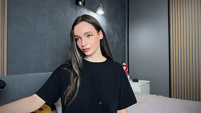 Snapshot of litlle_angelll chatting on 12/14/25, 05:18 litlle angelll online show from 12/14/25, 05:18