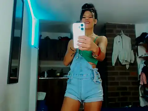 beautiful taty online show from 10/03/25, 08:17