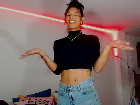 beautiful taty online show from 10/19/25, 02:23