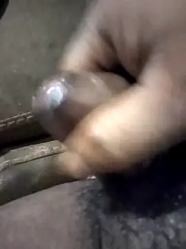 Curvy Pounder online show from 10/22/25, 12:00