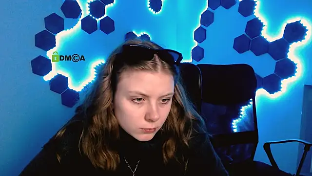 Snapshot of foxy_tease_ chatting on 11/28/25, 10:51 foxy tease online show from 11/28/25, 10:51