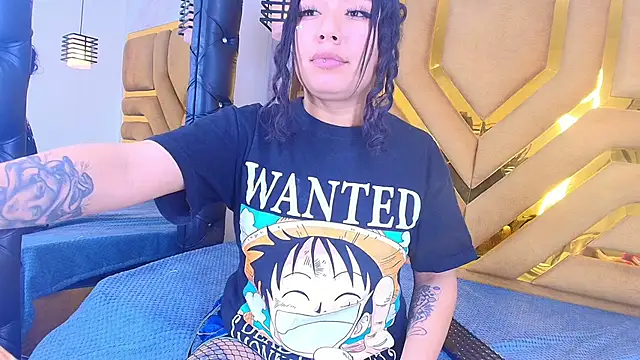 Snapshot of Soleil_66 chatting on 01/17/26, 04:33 Soleil 66 online show from 01/17/26, 04:33