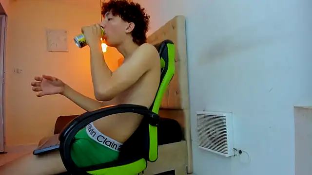 Darkknightx01 online show from 11/12/25, 01:28