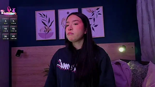 SarahMiler  online show from 02/17/26, 11:50