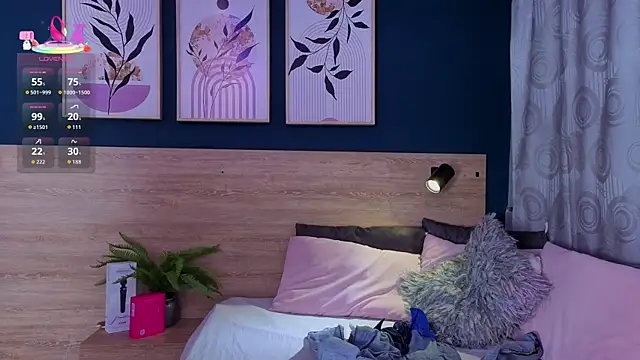 SarahMiler  online show from 02/23/26, 11:51