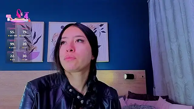 SarahMiler  online show from 03/25/26, 11:16