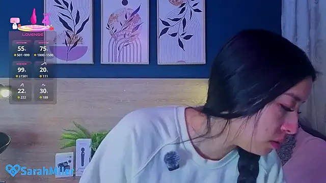 SarahMiler  online show from 04/01/26, 12:06