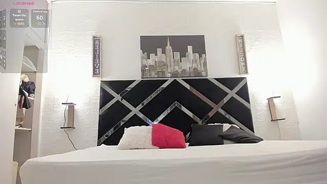 elenacooper1 online show from 11/07/25, 07:03