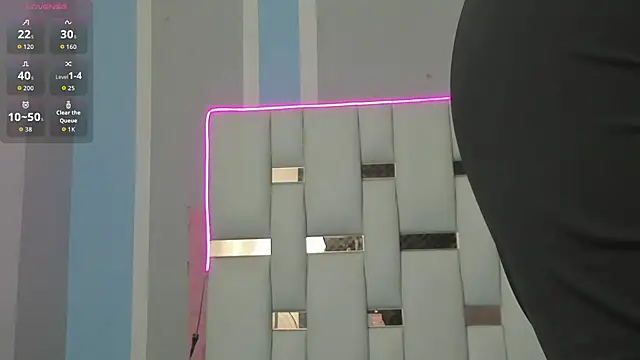 elenacooper1 online show from 11/10/25, 07:35