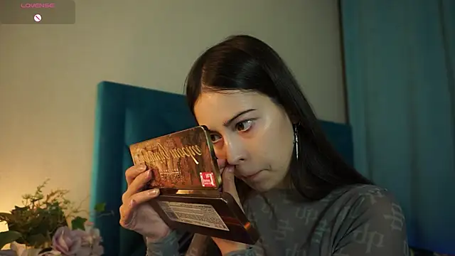 ywixos online show from 10/12/25, 01:32