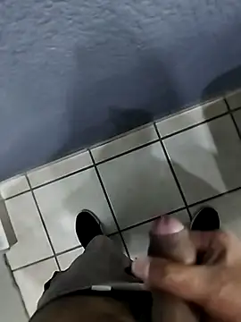 Leofj007 online show from 12/19/25, 11:01