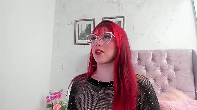 Maddy Mills online show from 03/02/26, 06:04