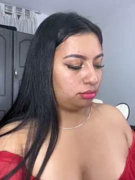 Snapshot of Issa_Santana chatting on 11/26/25, 06:42 Issa Santana online show from 11/26/25, 06:42