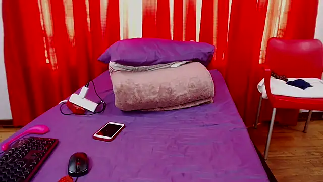 SexyBustyBoobs online show from 10/23/25, 04:45