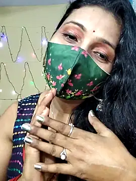 Hotty Sonali online show from 10/08/25, 12:30