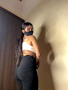 Cute-Sakhi online show from 11/14/25, 03:00