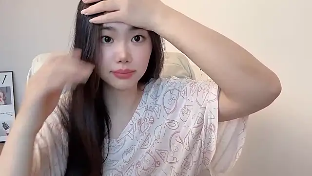 suki-1 online show from 06/14/26, 07:10