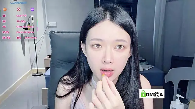 NiNi-baby520 online show from 01/13/26, 07:57