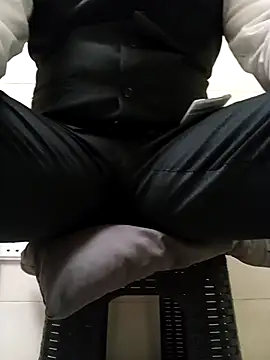 PROMYLOVE online show from 12/16/25, 04:50